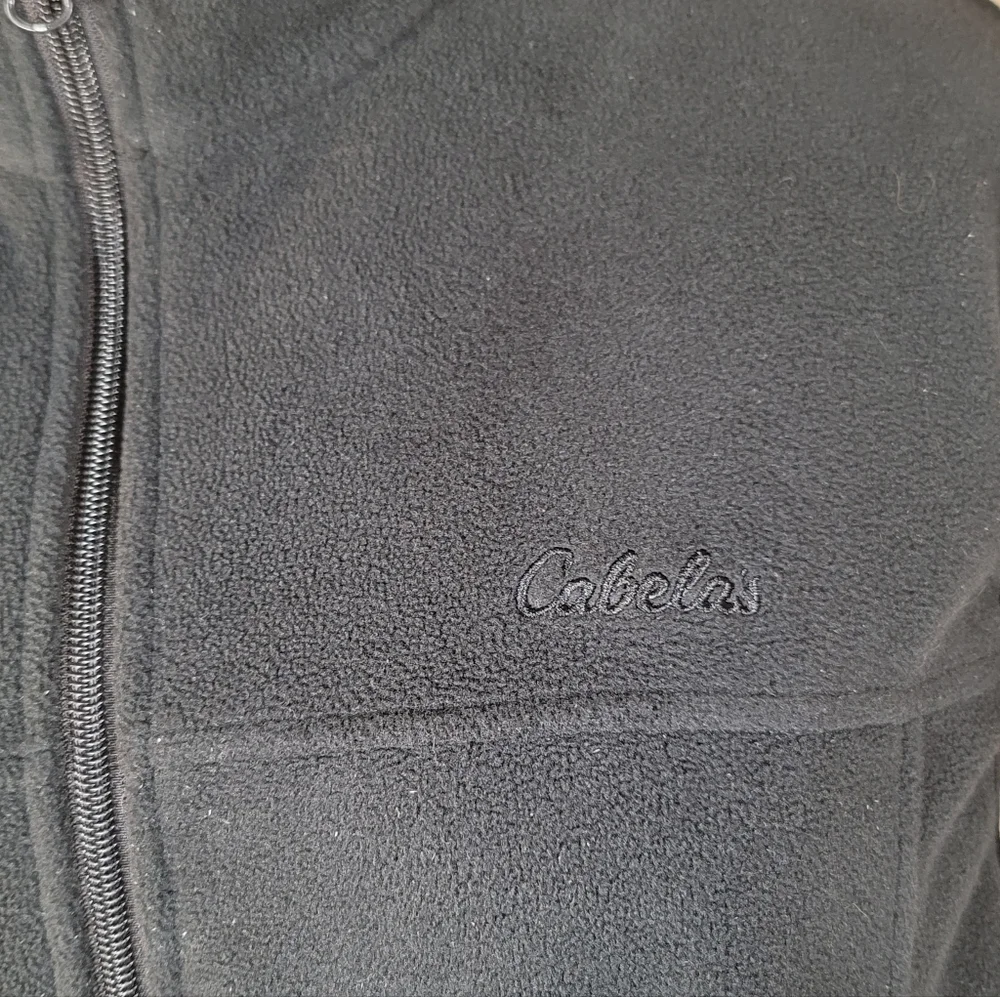 0851. EUC ~ Columbia ~ Black Fleece ~ In Seam Pockets ~ XL